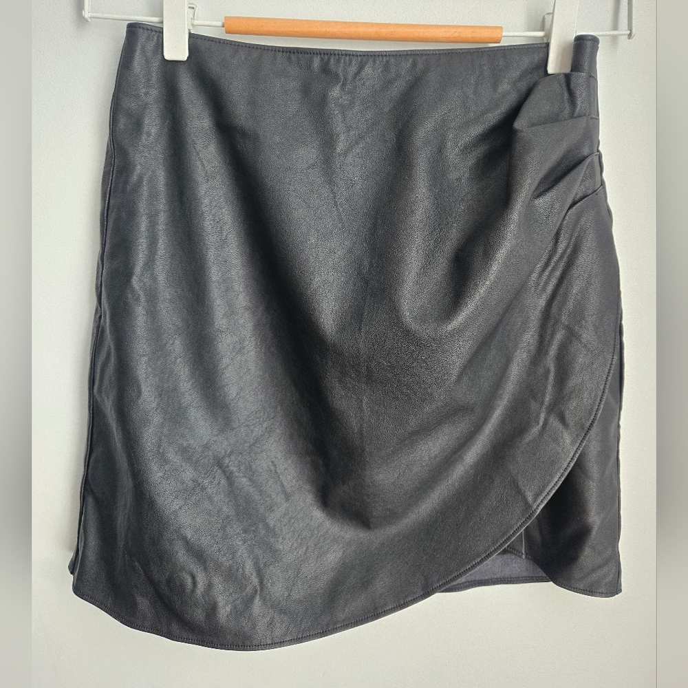 Abercrombie & Fitch Faux Leather Black Mini Skirt
